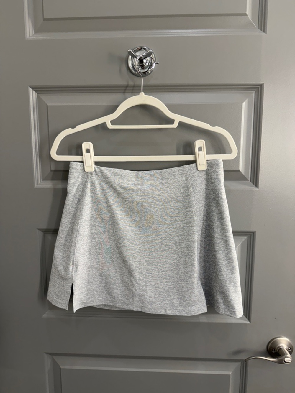 Outdoor Voices Warmup 2.5” Skort in Dove / Light Grey